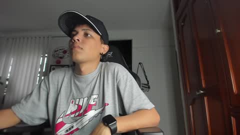 Snapshot of taylorsorf chatting on January 4, 2025, 9:52 pm taylorsorf online show from January 4, 2025, 9:52 pm