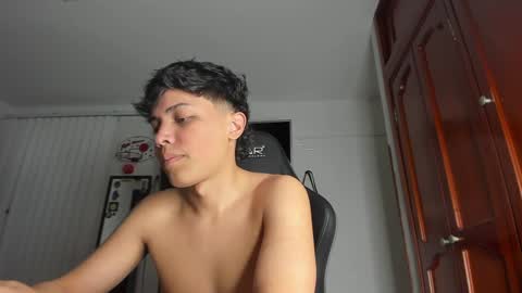 Snapshot of taylorsorf chatting on January 15, 2025, 11:51 pm taylorsorf online show from January 15, 2025, 11:51 pm