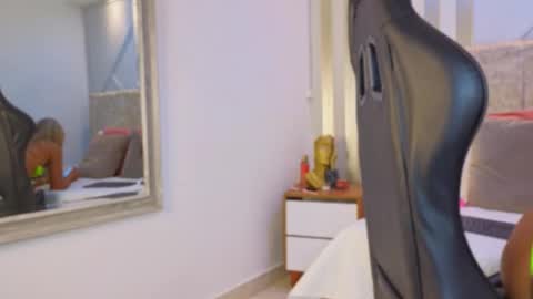 tayra online show from February 26, 2026, 8:52 pm