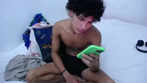 Snapshot of tayronx33 chatting on December 29, 2024, 7:11 pm Tayron online show from December 29, 2024, 7:11 pm