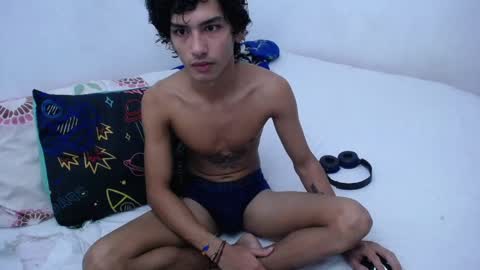 Snapshot of tayronx33 chatting on December 29, 2024, 11:08 pm Tayron online show from December 29, 2024, 11:08 pm