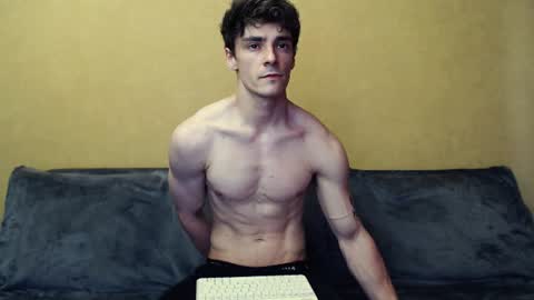 Ean online show from June 25, 2026, 2:43 pm