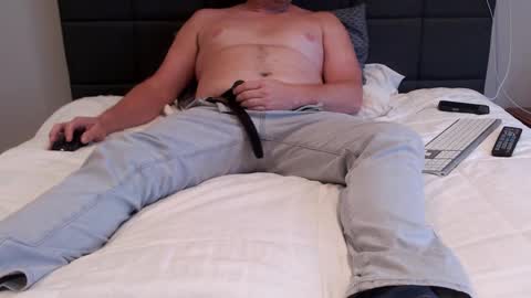 Snapshot of tchrnd chatting on October 3, 2025, 7:55 pm tchrnd online show from October 3, 2025, 7:55 pm