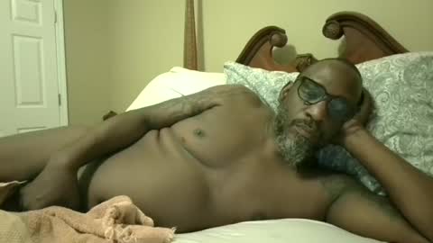 Snapshot of tchsul chatting on October 9, 2025, 11:08 am TOUCH online show from October 9, 2025, 11:08 am