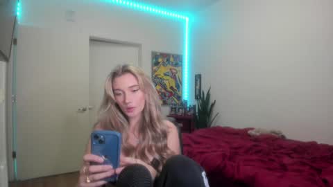 Katy online show from January 16, 2025, 1:37 am