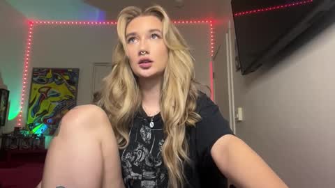 Katy online show from March 10, 2025, 4:28 am