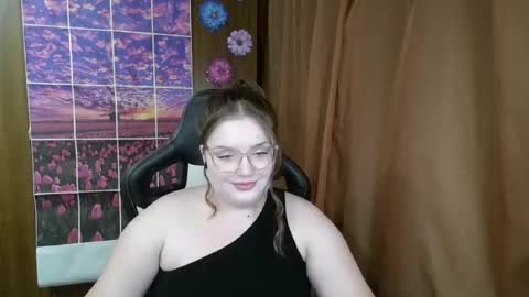 Teasing Dora online show from July 25, 2026, 11:35 pm