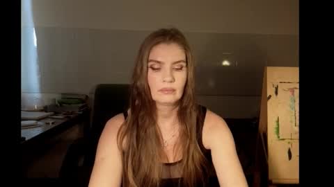 teasingelly online show from October 30, 2025, 5:09 am