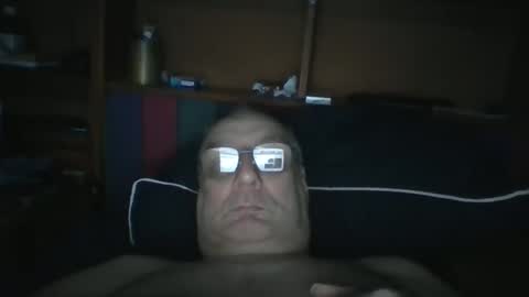 Mark online show from November 18, 2025, 9:47 am