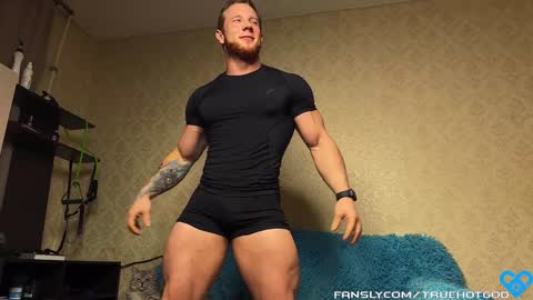 Snapshot of technohotgod chatting on December 4, 2024, 6:11 am Andy Psy online show from December 4, 2024, 6:11 am