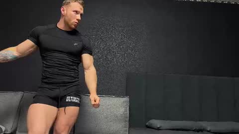 Andy Psy online show from November 17, 2025, 5:46 am