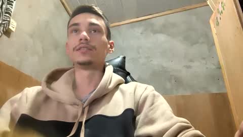 Snapshot of tecnicogatu chatting on October 1, 2025, 4:18 am tecnicogatu online show from October 1, 2025, 4:18 am