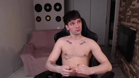 Teddy online show from April 15, 2026, 3:19 pm