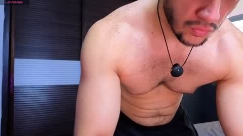 Snapshot of teddybear_07 chatting on May 25, 2026, 12:11 pm Dante online show from May 25, 2026, 12:11 pm