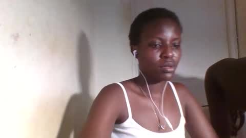 Snapshot of tee_kaicy chatting on December 13, 2024, 12:09 am kaicy online show from December 13, 2024, 12:09 am