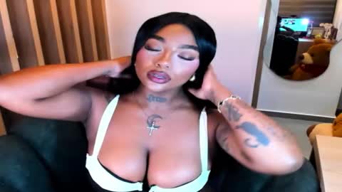 Snapshot of teerry__ chatting on February 8, 2026, 12:14 am Teerry online show from February 8, 2026, 12:14 am