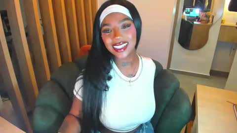 Snapshot of teerry__ chatting on February 18, 2026, 12:17 am Teerry online show from February 18, 2026, 12:17 am