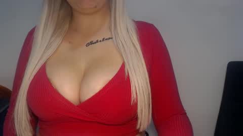 Snapshot of teeyara_ chatting on October 25, 2025, 7:27 am Teeyara online show from October 25, 2025, 7:27 am