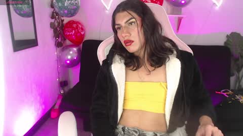 tefy_bratz online show from January 9, 2025, 10:41 am