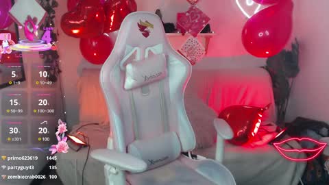 tefy_bratz online show from February 15, 2025, 9:05 am