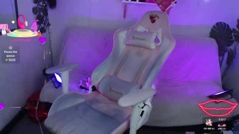 tefy_bratz online show from February 25, 2025, 8:25 am