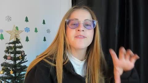 tekila__ online show from December 10, 2024, 8:16 pm