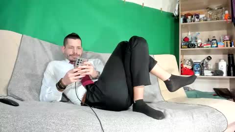 Virg Lszl online show from April 20, 2026, 3:59 pm