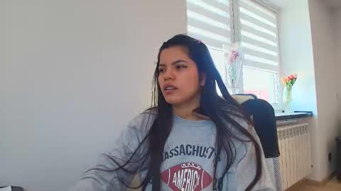 Snapshot of tell_me_goddess chatting on April 28, 2026, 7:24 am Amazing SALOME online show from April 28, 2026, 7:24 am