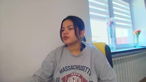 Snapshot of tell_me_goddess chatting on April 29, 2026, 7:34 am Amazing SALOME online show from April 29, 2026, 7:34 am