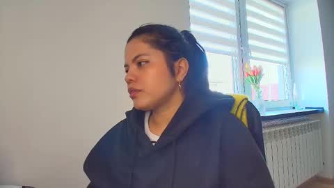 Snapshot of tell_me_goddess chatting on May 13, 2026, 8:01 am Amazing SALOME online show from May 13, 2026, 8:01 am