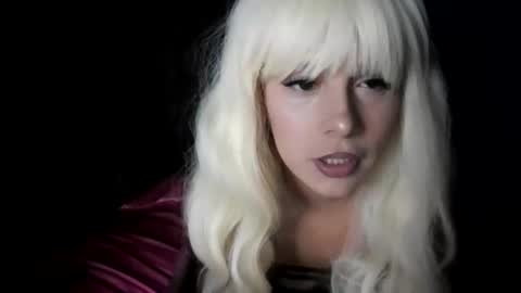 Snapshot of temptedbrat chatting on March 12, 2026, 5:35 am temptedbrat online show from March 12, 2026, 5:35 am