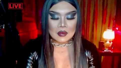 Snapshot of temptress_cocoxxx chatting on May 2, 2026, 6:13 pm Mistress Coco online show from May 2, 2026, 6:13 pm
