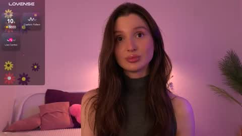 Snapshot of tender_babyy chatting on September 25, 2025, 12:31 pm Sexy girl Li online show from September 25, 2025, 12:31 pm