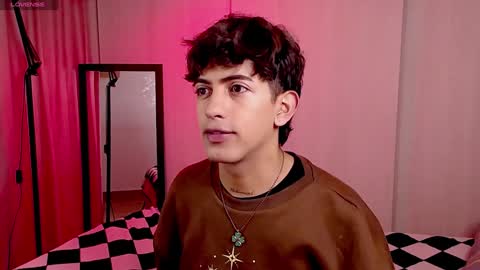 teo brown Independent model online show from January 4, 2025, 1:53 pm