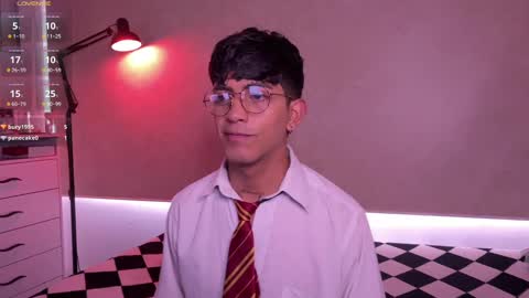 teo brown Independent model online show from October 5, 2025, 7:34 pm