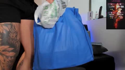 Teo Ferrer online show from November 4, 2025, 8:30 pm