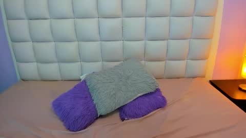 Teresa online show from December 1, 2025, 1:49 pm