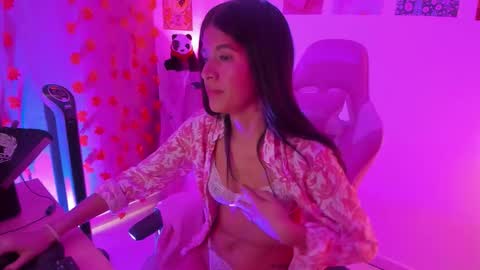 Snapshot of terrablack21 chatting on November 3, 2025, 3:02 pm Terra online show from November 3, 2025, 3:02 pm