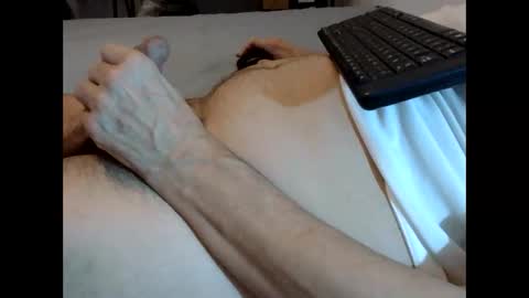 terraco_fun online show from October 25, 2025, 3:07 pm