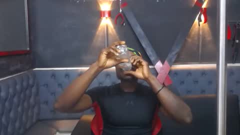 Snapshot of terranze_z chatting on February 4, 2026, 8:25 pm terranze_z online show from February 4, 2026, 8:25 pm