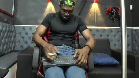 Snapshot of terranze_z chatting on February 14, 2026, 7:21 pm terranze_z online show from February 14, 2026, 7:21 pm