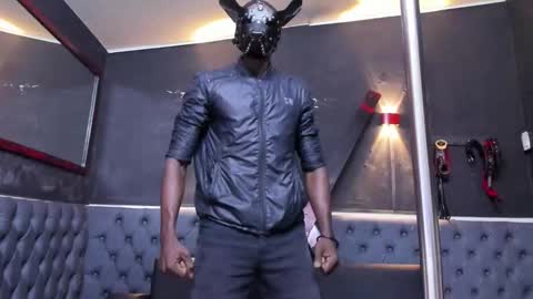 Snapshot of terranze_z chatting on March 9, 2026, 11:42 pm terranze_z online show from March 9, 2026, 11:42 pm