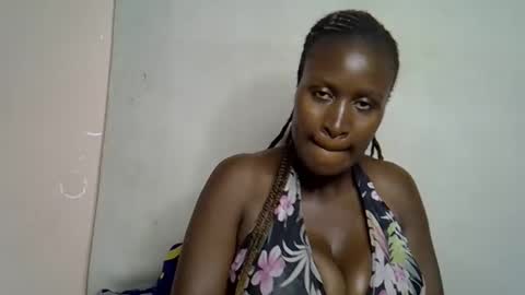 terriam online show from October 28, 2025, 12:09 pm