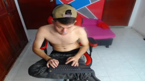 terryy_hot online show from April 22, 2026, 7:22 am