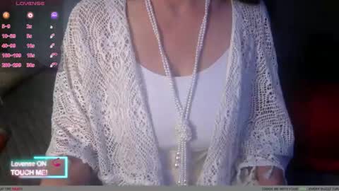 Snapshot of tessa_foxxx chatting on November 25, 2025, 10:15 am tessa_foxxx online show from November 25, 2025, 10:15 am