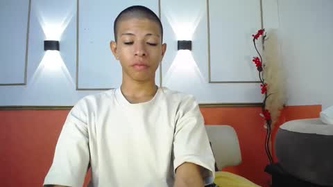 tessachains online show from November 26, 2025, 2:45 am