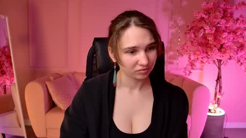 Snapshot of tessamill chatting on May 30, 2026, 5:26 am Tessa online show from May 30, 2026, 5:26 am