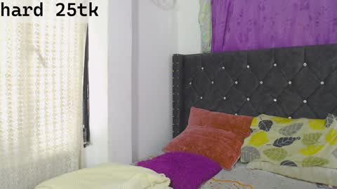 Snapshot of tessayleo_13 chatting on February 2, 2025, 3:49 pm tessa y leo online show from February 2, 2025, 3:49 pm