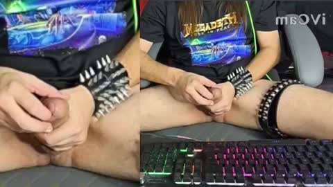 Snapshot of tetsuo343434 chatting on October 21, 2025, 11:16 pm tetsuo343434 online show from October 21, 2025, 11:16 pm