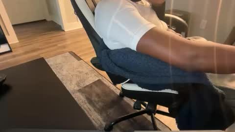 tevvdaren online show from June 11, 2026, 4:05 pm